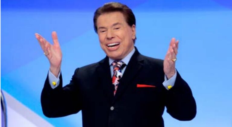 VB ED282 AGOSTO capa silvio santos