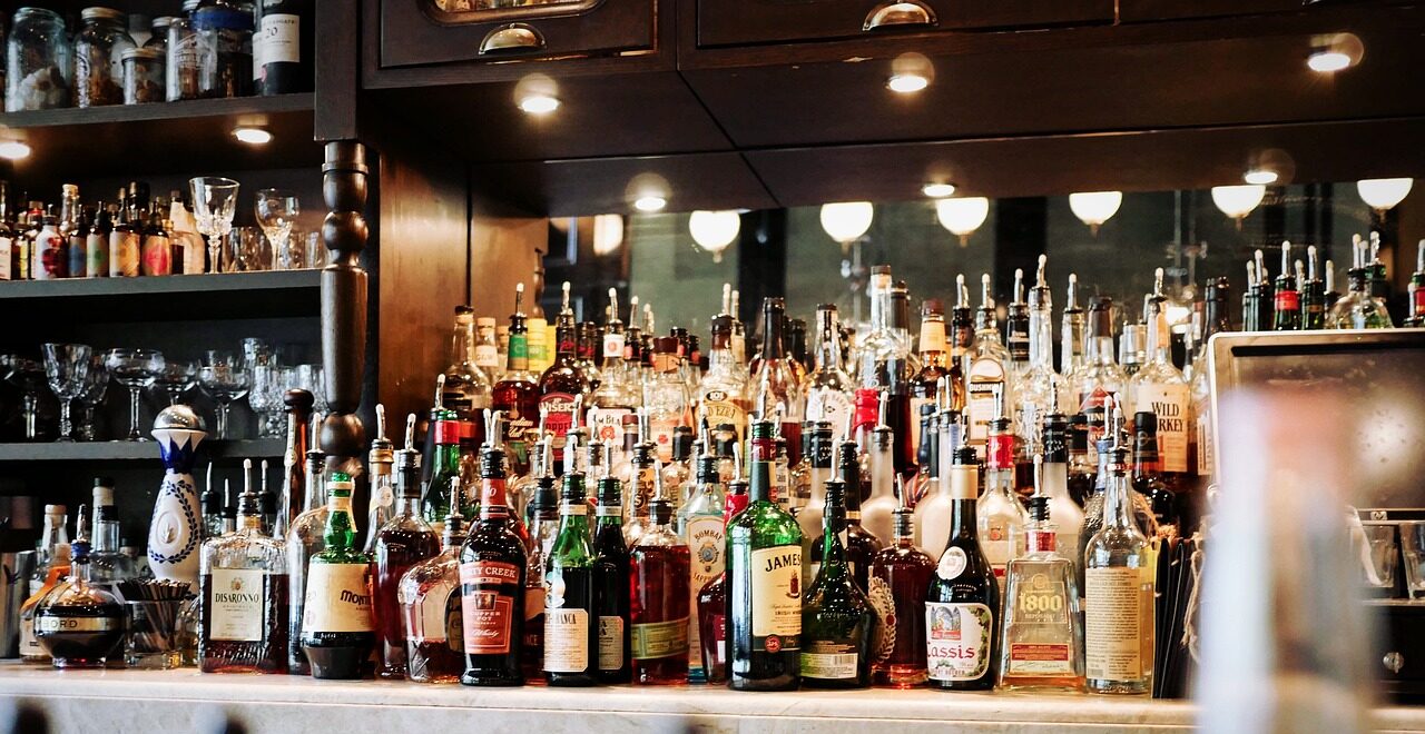 alcoholic beverages 1845295 1280