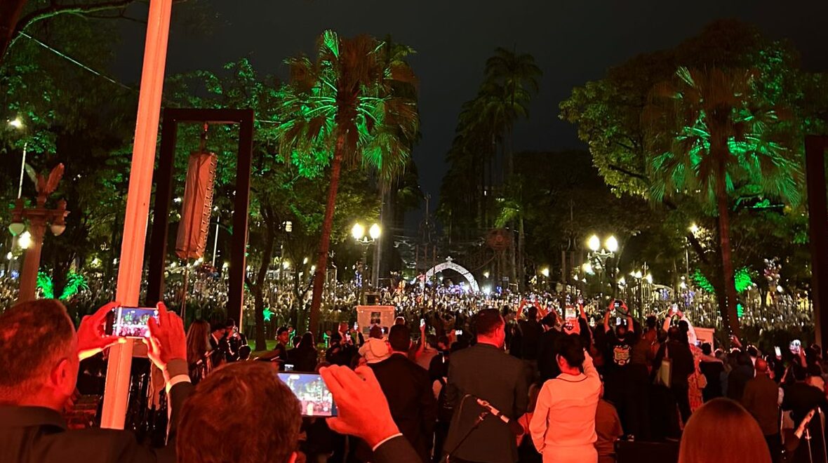 cfc914b9 e148 4c6f b0f0 af94af585181