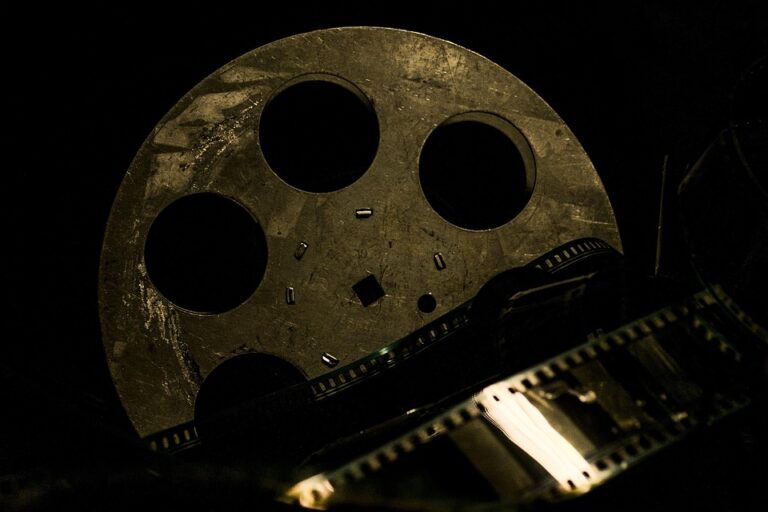 film 4591329 960 720