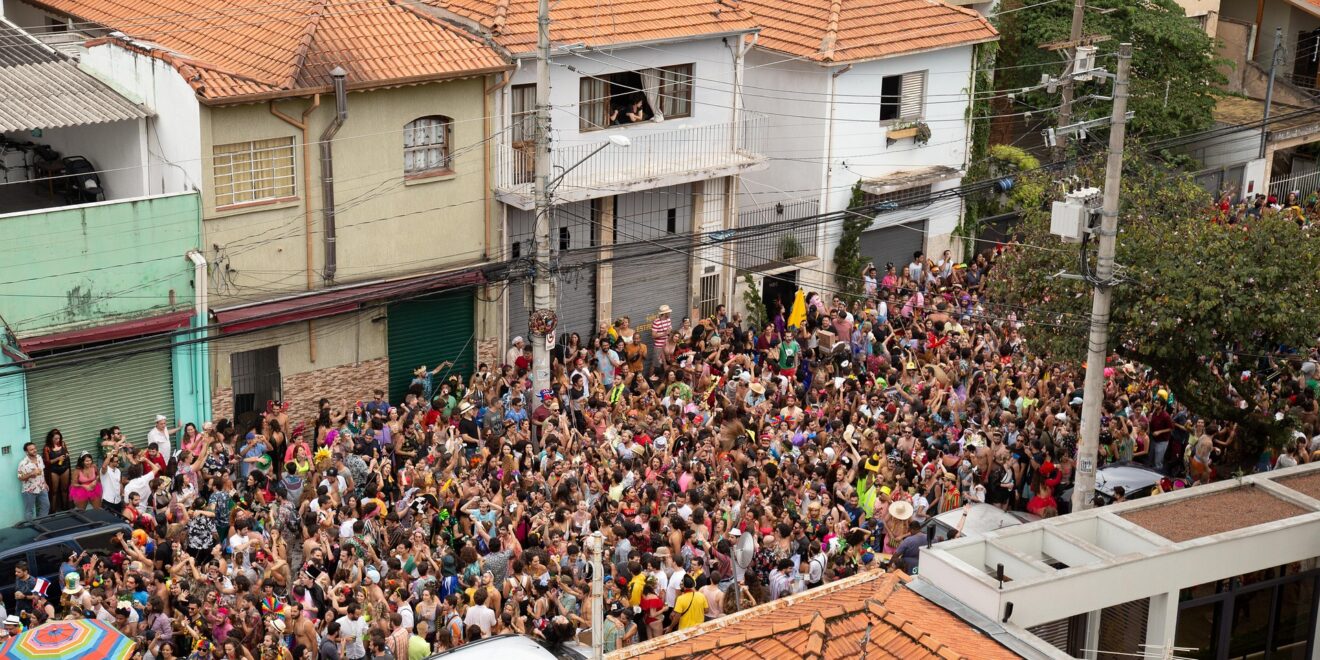 people 6622783 1920 (1)