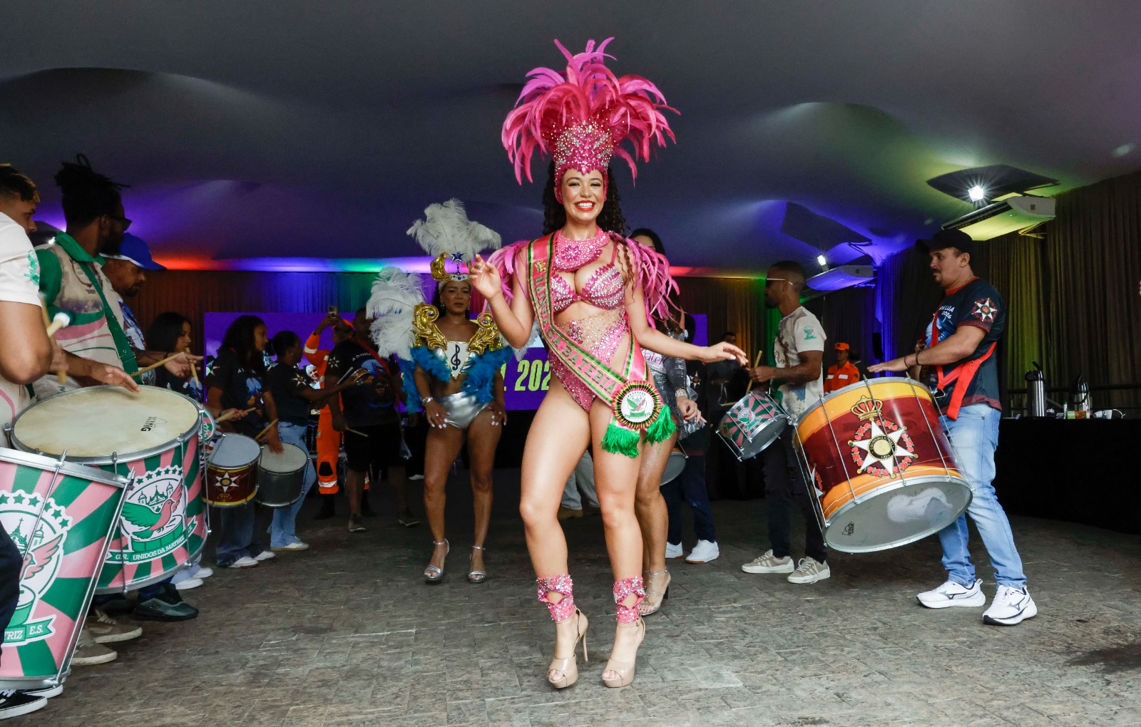 d6c8a1bf 3474 497d a8f0 d4fb34e4d15d