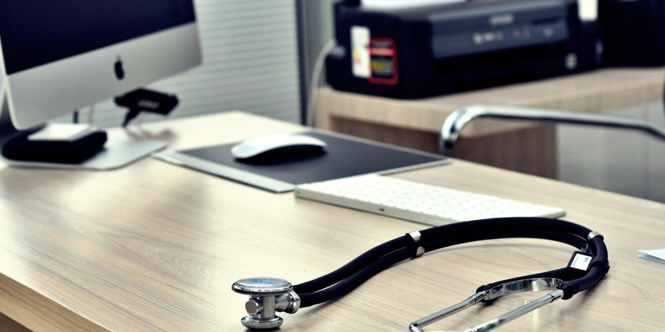 orzalaga stethoscope 5224534 1920