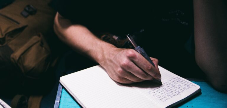 stocksnap people 2557425 1920