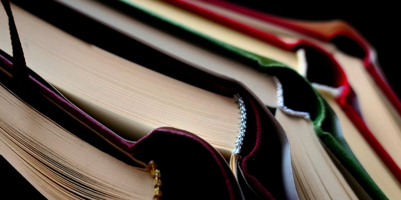 moritz320 a book 5077895 1920