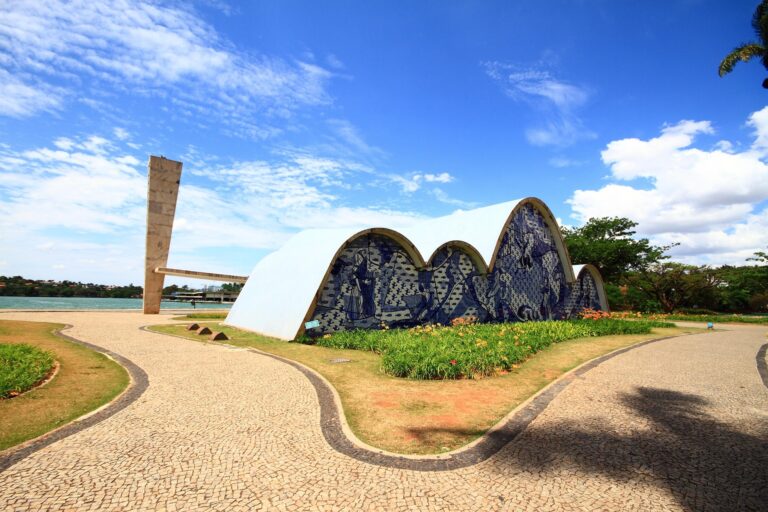 aglaiaoliveira church 616747 1920 (3)