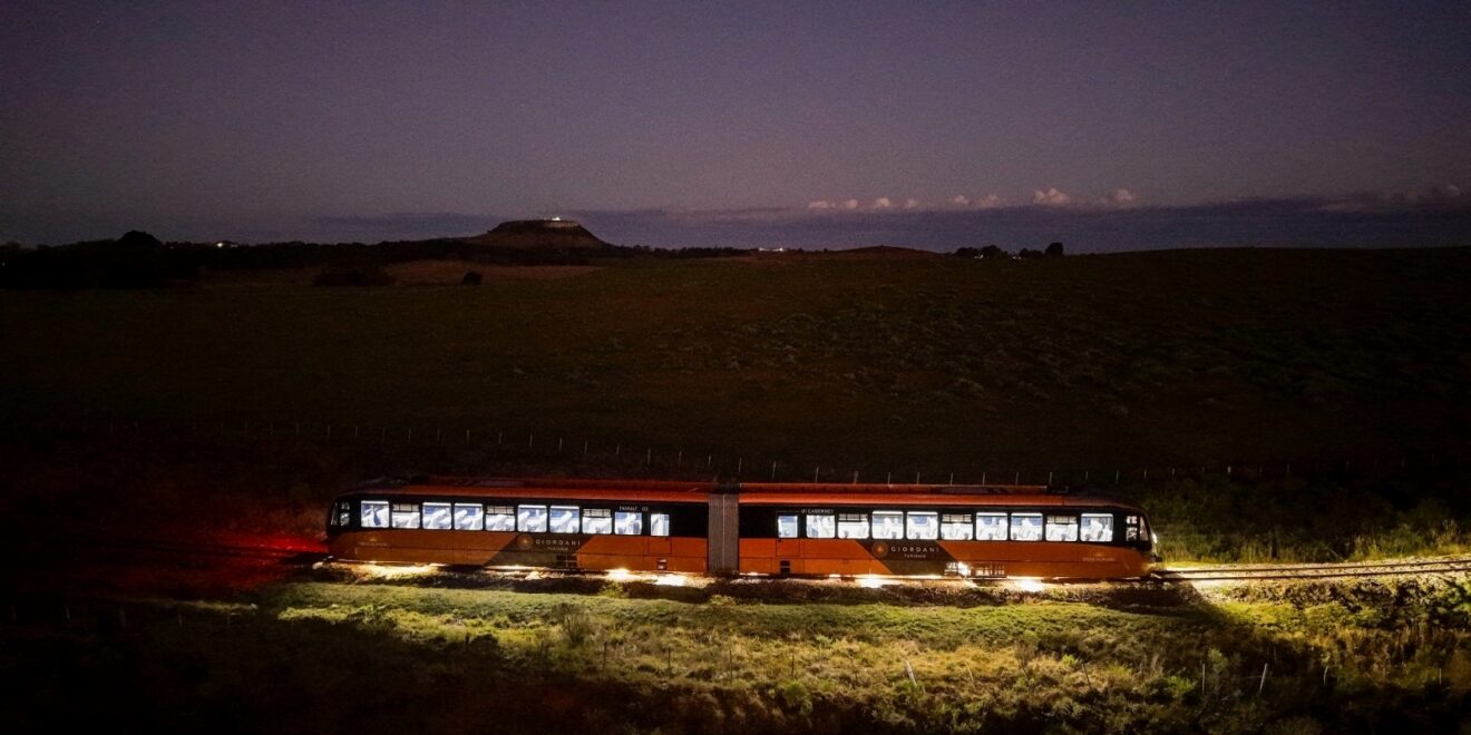 Trem do Pampa anoitecer 2  credito Daniel Badra