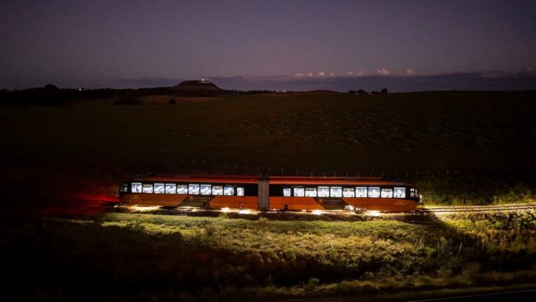 Trem do Pampa anoitecer 2  credito Daniel Badra