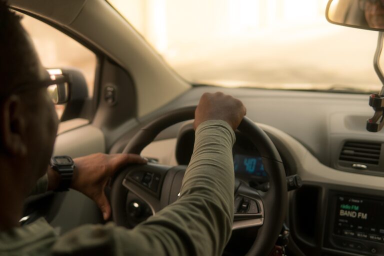 1857643 driving 6760994 1920