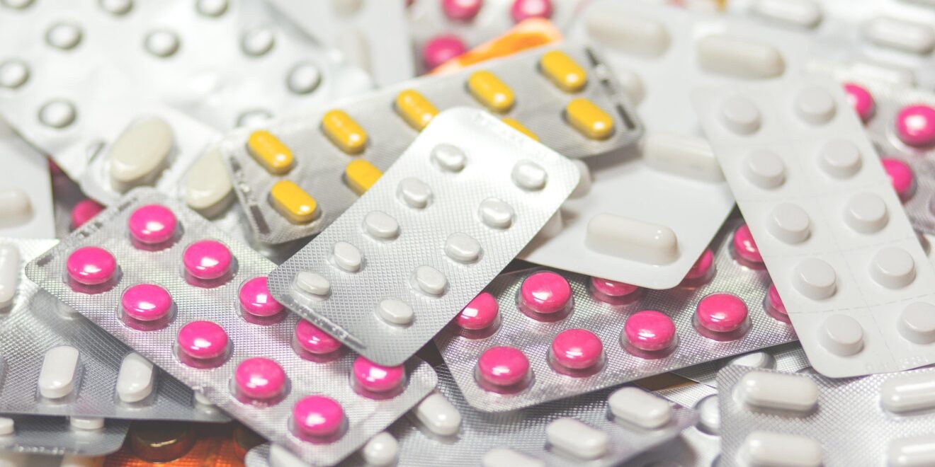 pexels medications 1853400 1920 (2)