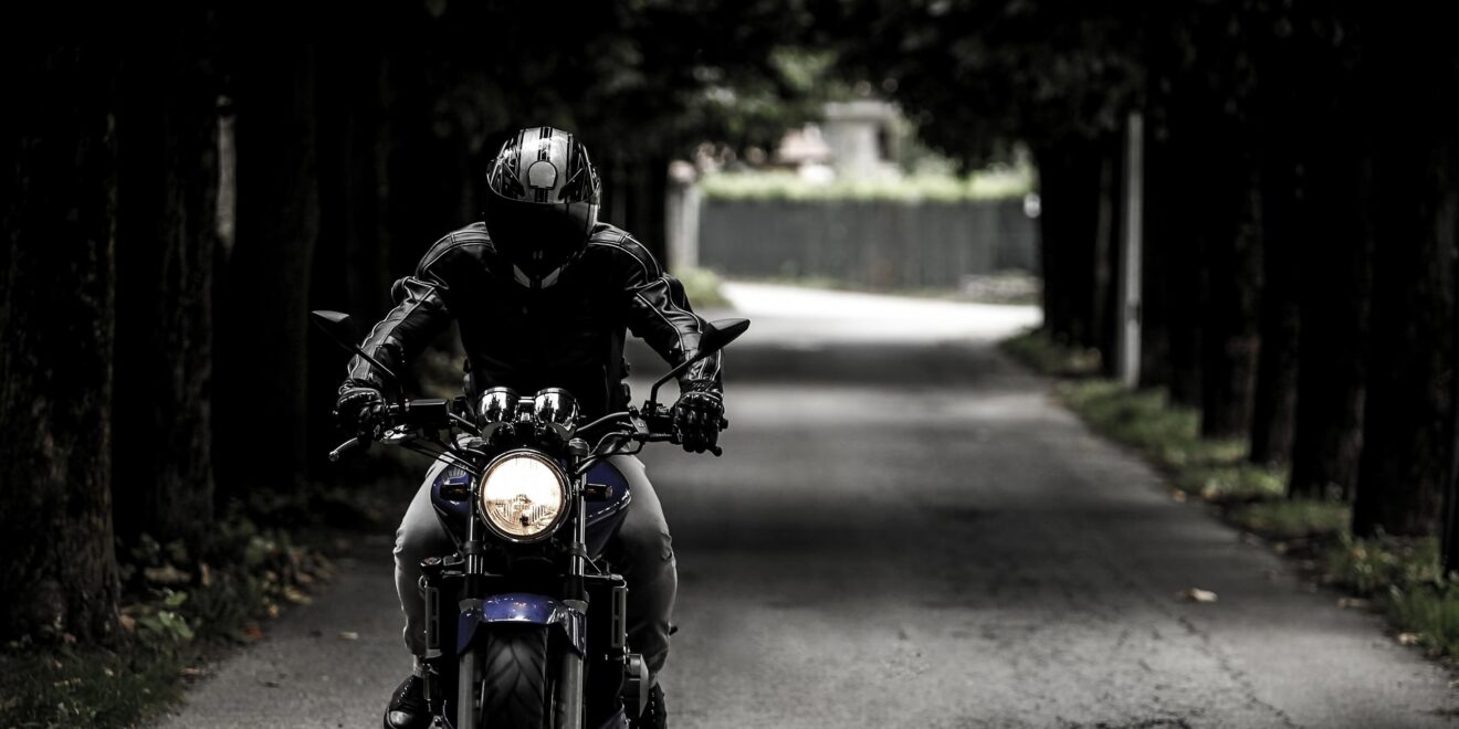 splitshire biker 407123 1920