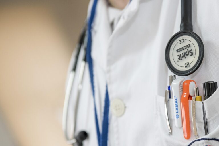 darkostojanovic doctor 563428 1920 (1)