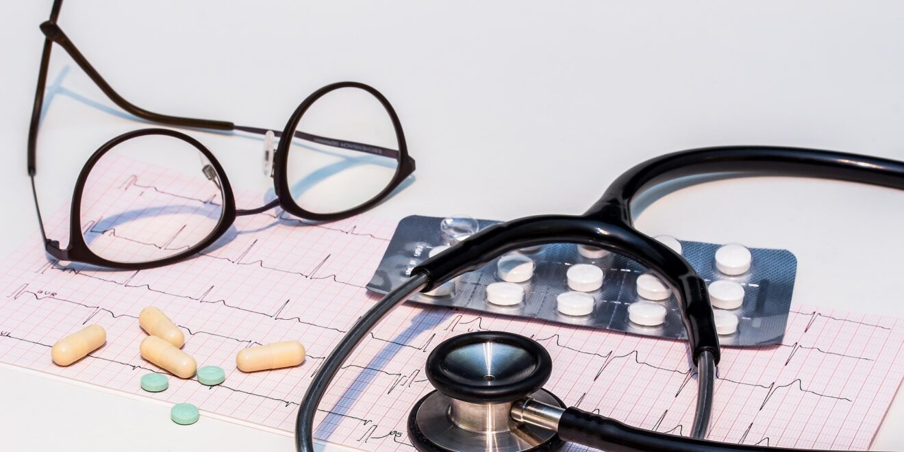 myriams fotos ecg 1953179 1920